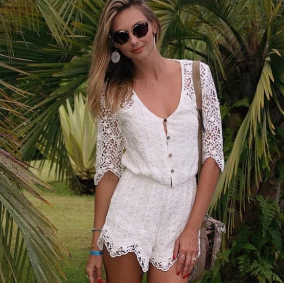 SAYLOR GRACE LACE ROMPER, CREAM S - Picture 2 of 15